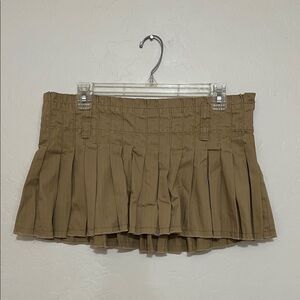 Hollister Vintage Y2K Tan Pleated Distressed Zipper Closure Mini Skirt 2000’s